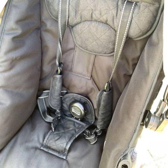 Britax stroller/car seat set - Picture 7 of 8